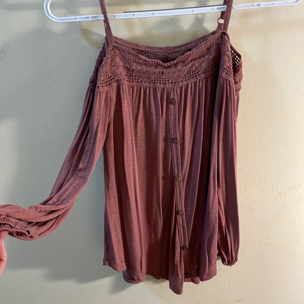 Cute off the shoulder shirt! Brand: Aeropostale, Size: S, Color: Pink/Purple